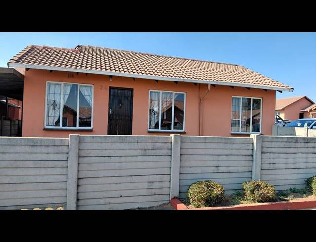 3 BEDROOM HOUSE FOR SALE IN ORMONDE